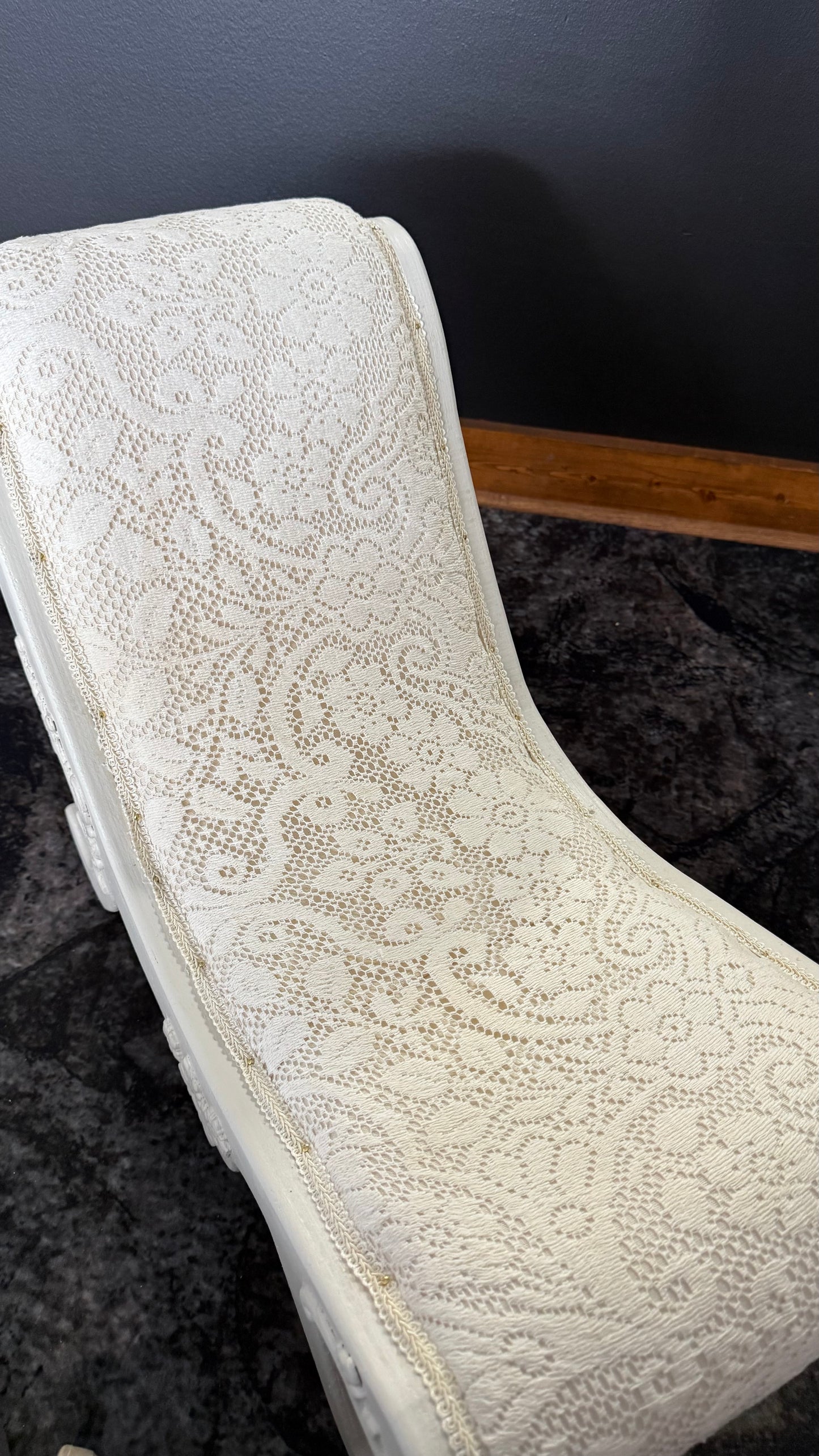 Newborn Fainting Couch