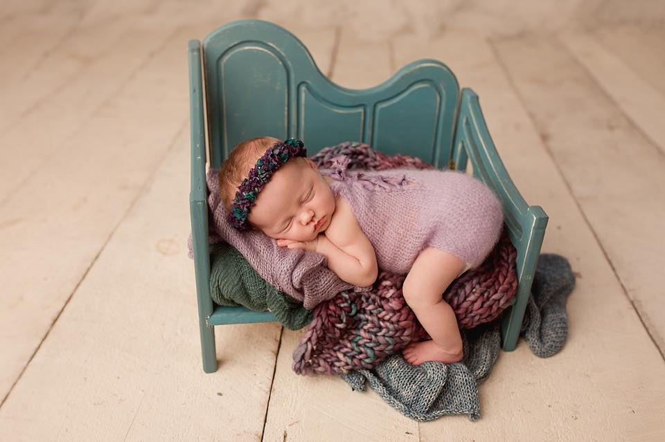 {NEW} Daybeds
