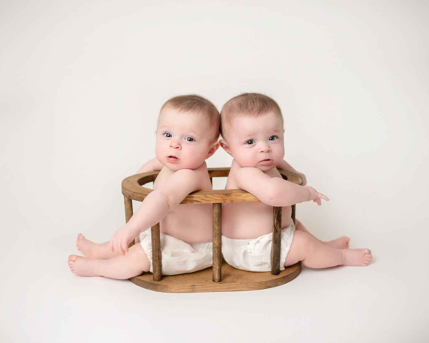 {NEW} The Oval Crib