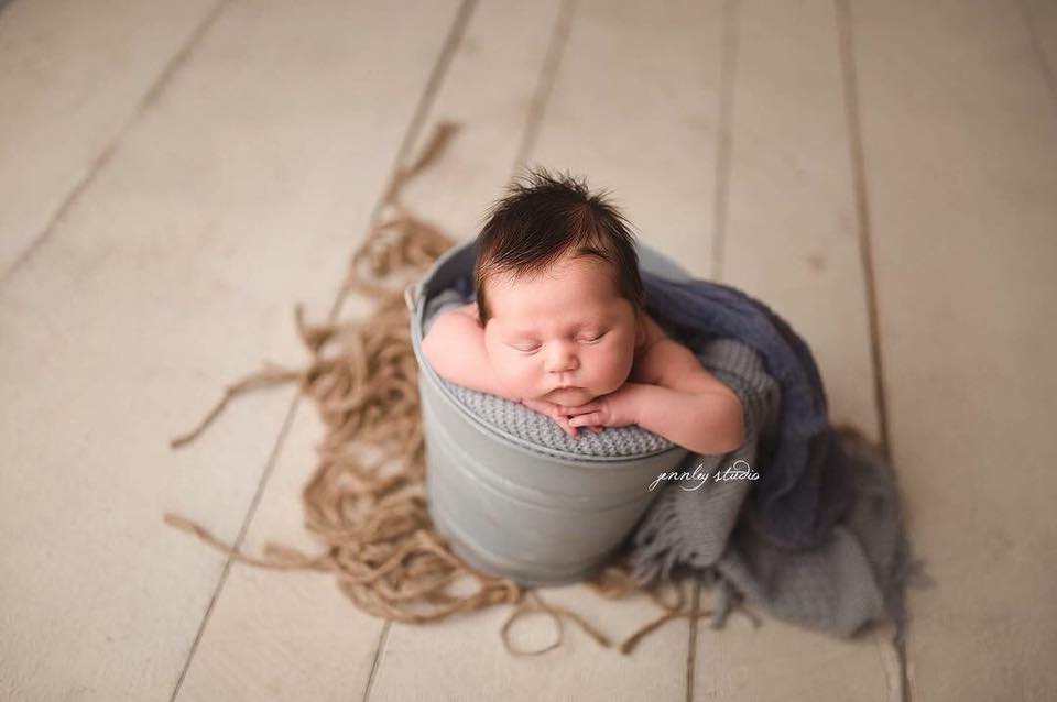 {NEW} Newborn Posing Bucket