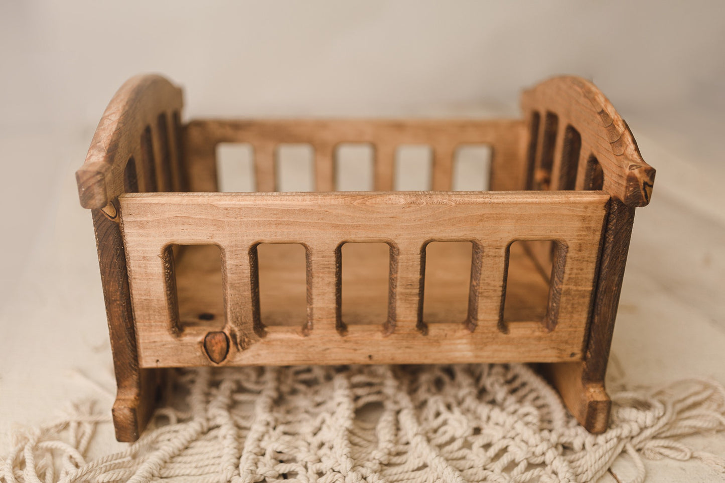 {NEW} The Itty Bitty Crib